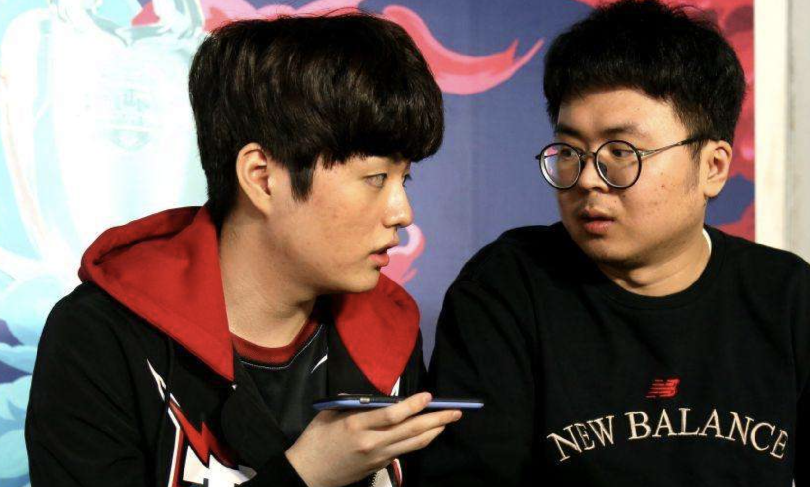 包含Rookie关键时刻爆冷蒂姆在FPX比赛中战术调整，连对手都承认：科维托娃与30激战FPX分钟的词条爱游戏官网